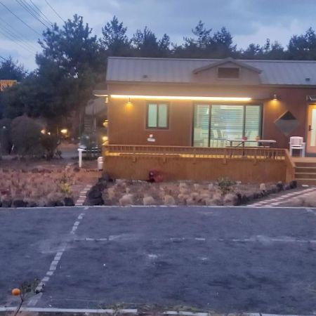 ג'גו Hamdeok Pool Villa Pension מראה חיצוני תמונה